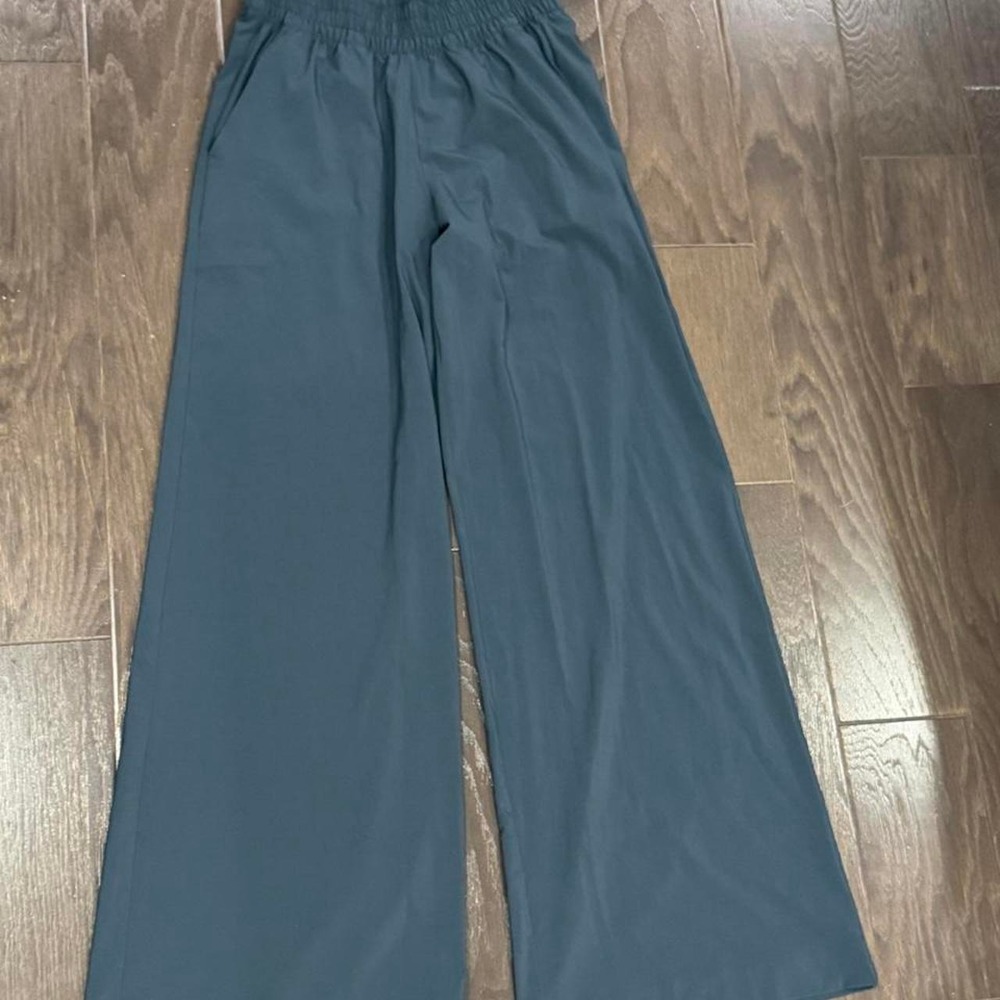 Vuori Villa Wideleg Pant